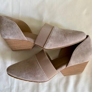 Eileen Fisher Taupe Suede d'Orsay Block Heel Pumps Size 5